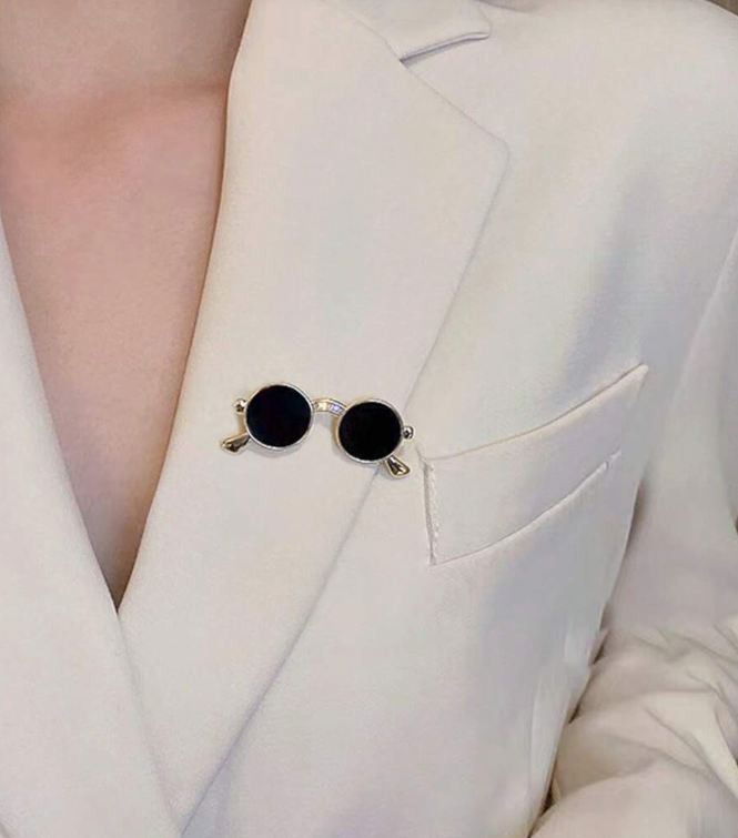Sunglass Brooch